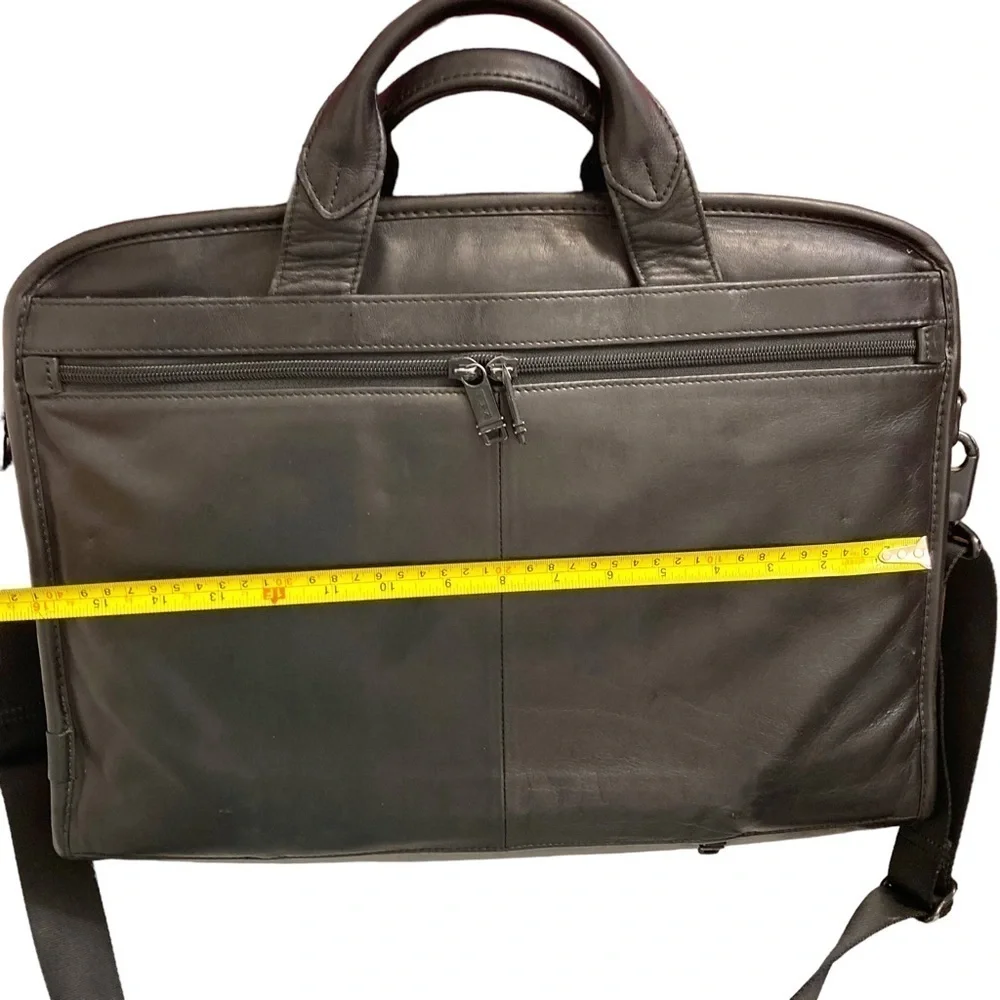Tumi black leather mens briefcase bag